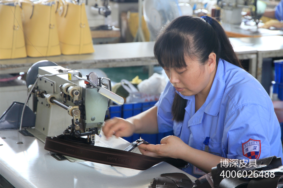 皮具生產(chǎn)廠(chǎng)家廣州博深皮具